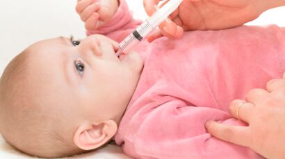Vitamine D Pour Bebe Quel Dosage Et Jusqu A Quel Age Lui En Donner Femme Actuelle Le Mag