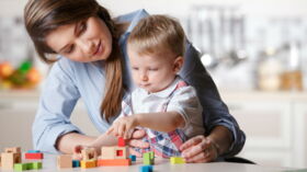 Pourquoi les parents devraient arrêter de lire les manuels d’éducation ?