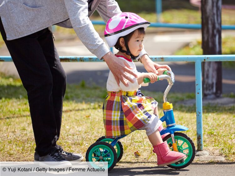 Tricycle b b partir de quel ge Femme Actuelle Le MAG