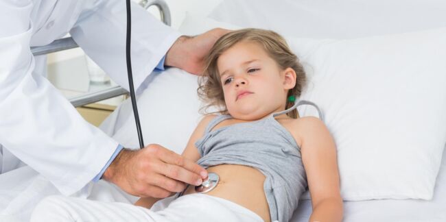 Mon enfant fait une appendicite : comment réagir ?