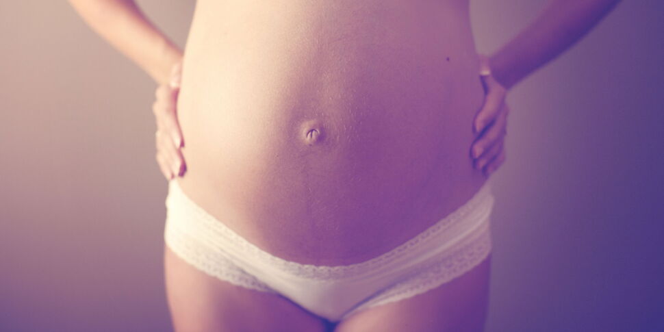 Une fissure de la poche des eaux, c'est grave ? : Femme Actuelle Le MAG