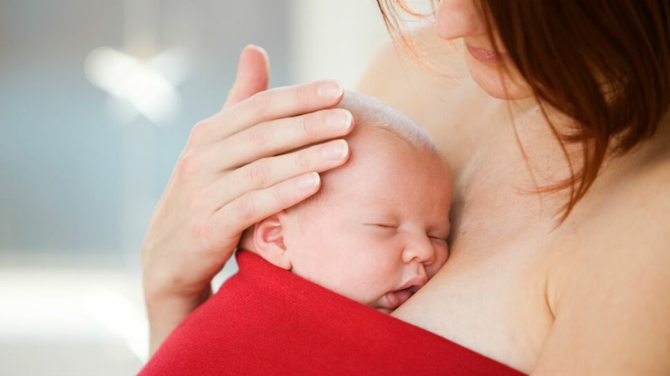 Bébé : encore une bonne raison de pratiquer le peau-à-peau
