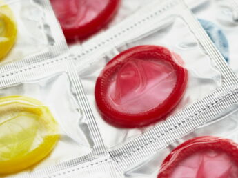 “Condom-snorting challenge” : le nouveau défi dangereux des adolescents