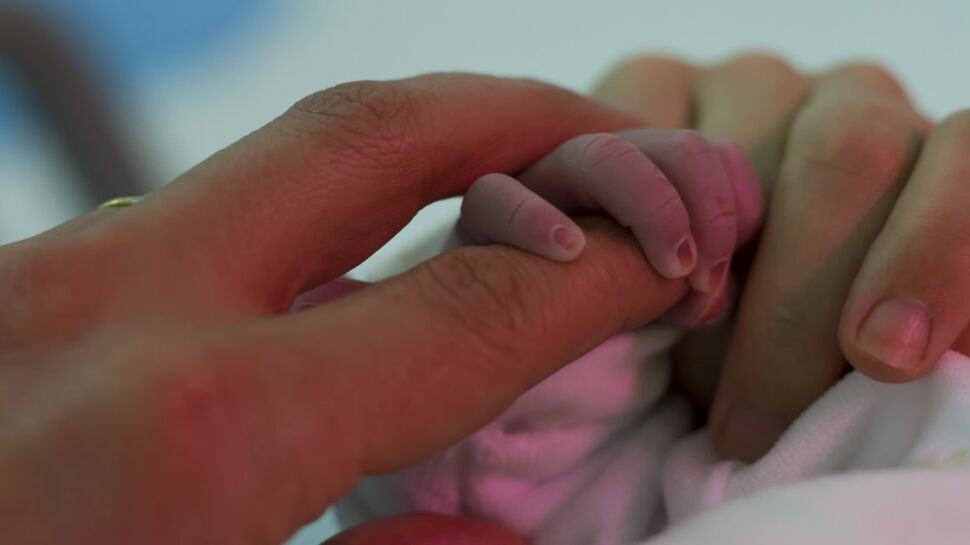 Enfants hospitalisés à la naissance : une situation difficile pour les parents