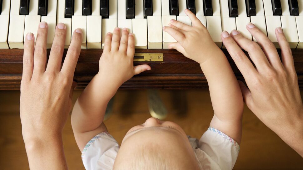 La musique aiderait les bébés à parler plus précocement