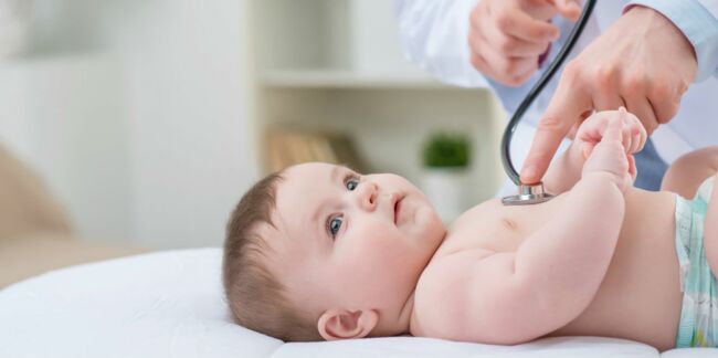 On sait pourquoi la bronchiolite ne touche que les bébés