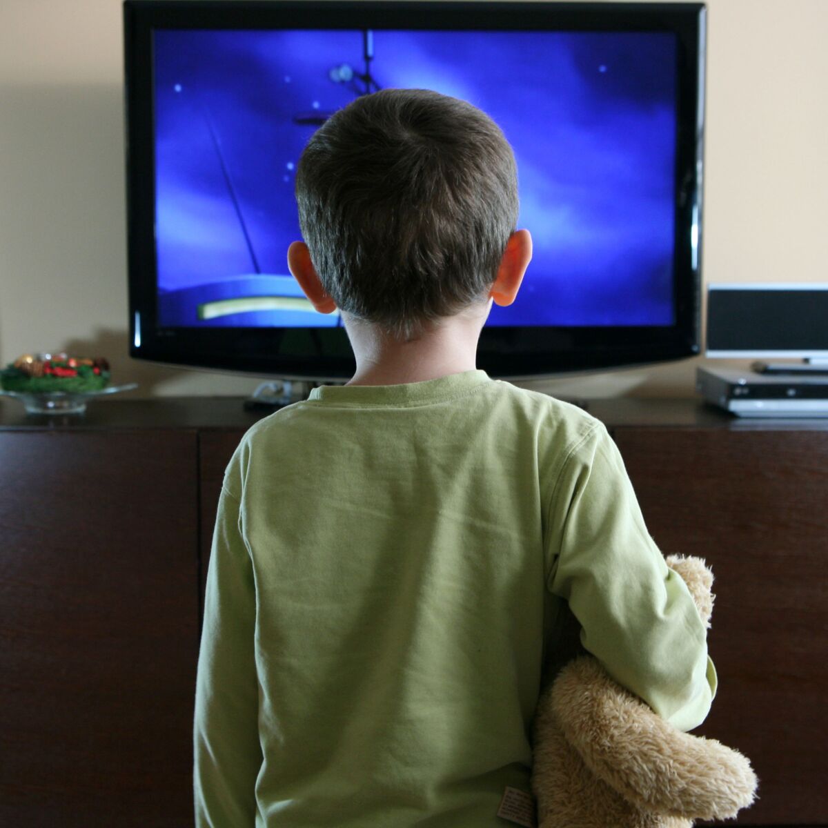 La télévision n'est pas adaptée aux enfants de moins de 3 ans