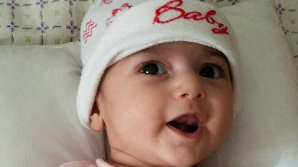 Un bébé iranien frôle la mort à cause de Donald Trump?