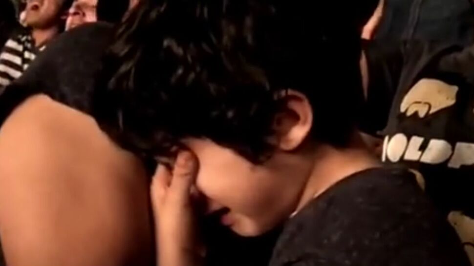 (VIDEO) Un enfant autiste en larmes au concert de Coldplay