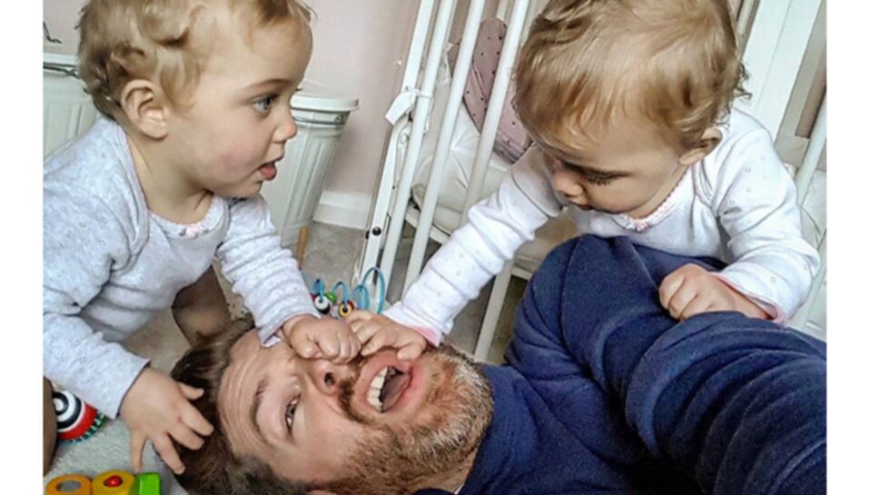 Un papa de quatre filles dévoile les dessous de son quotidien en photos