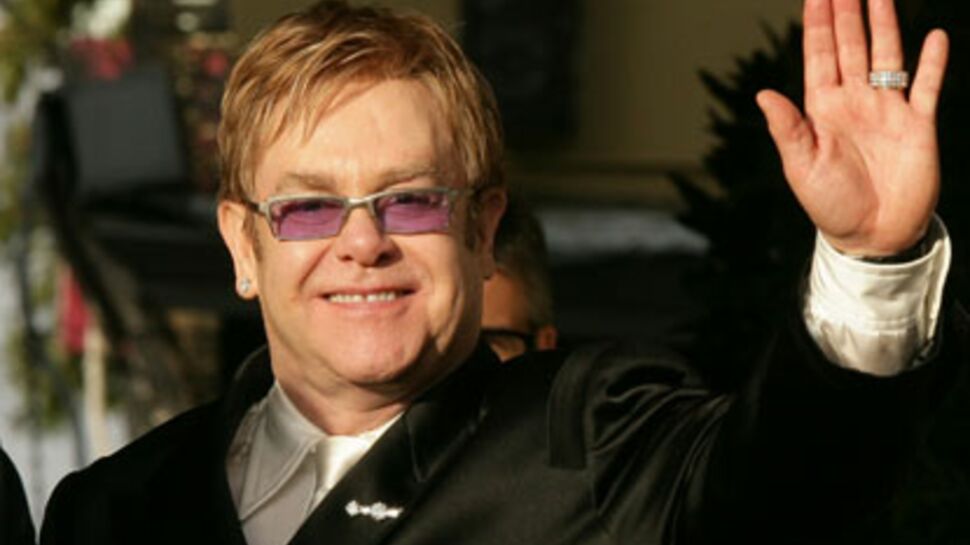 Elton John annule sa tournée européenne