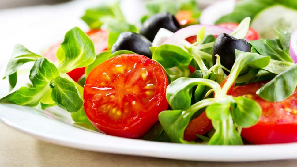 8 astuces de pro pour une salade équilibrée
