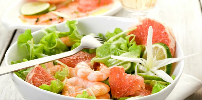 Attention aux calories cachées dans les salades d'été