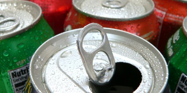 Perdre du poids en remplaçant les sodas par de l'eau