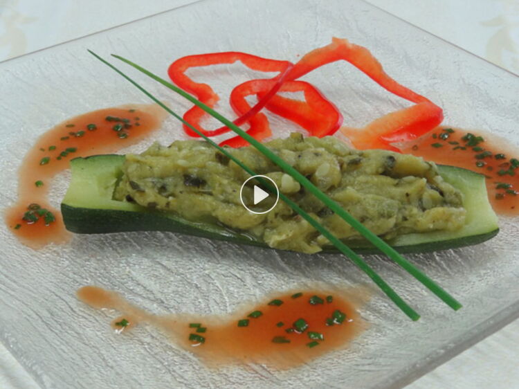 Entrée courgettes farcies aux courgettes Femme Actuelle Le MAG