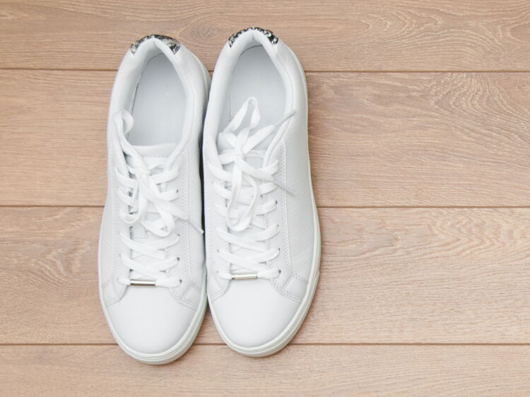 Baskets blanches comment les porter ? Femme Actuelle Le MAG