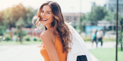 Forte chaleur : 5 astuces mode pour s'habiller quand il fait chaud (et rester élégante !)