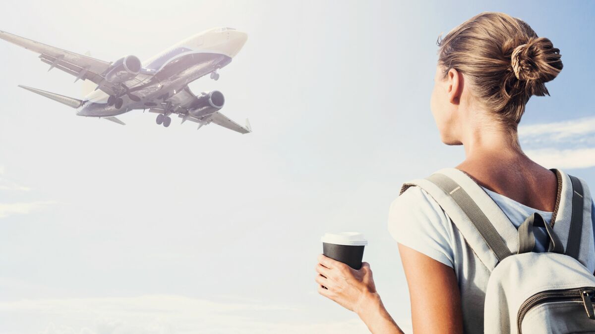 Comment s'habiller pour prendre l'avion ? : Femme Actuelle 13 choses à faire absolument avant de prendre l'avion