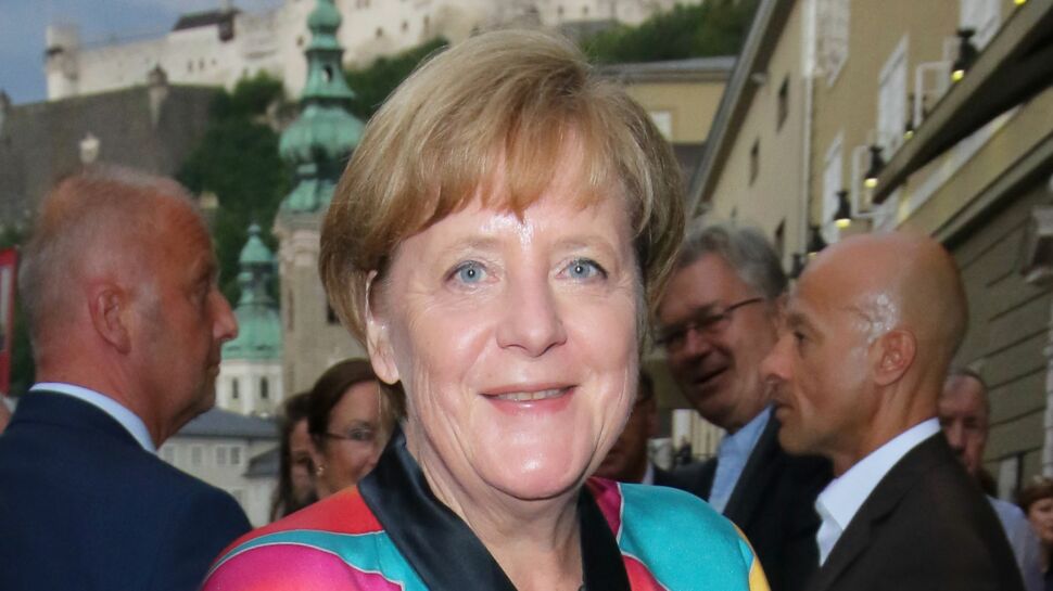 Angela Merkel, souvent critiquée pour son manque de style, ose la tenue ultra tendance