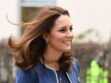 Kate Middleton, enceinte, elle affiche un ventre plus rond que jamais en robe bleue