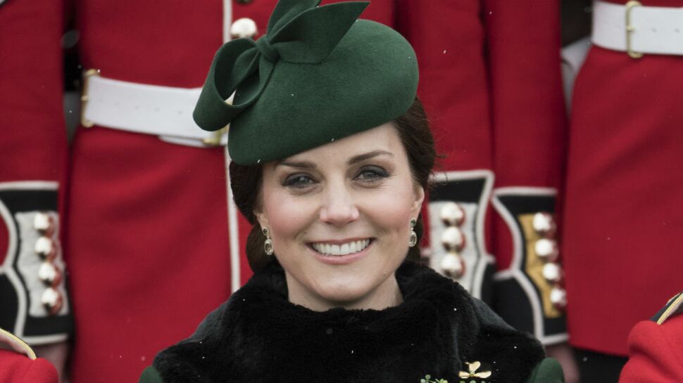 Photos - Kate Middleton, très enceinte et d’humeur joyeuse en vert émeraude pour la Saint Patrick