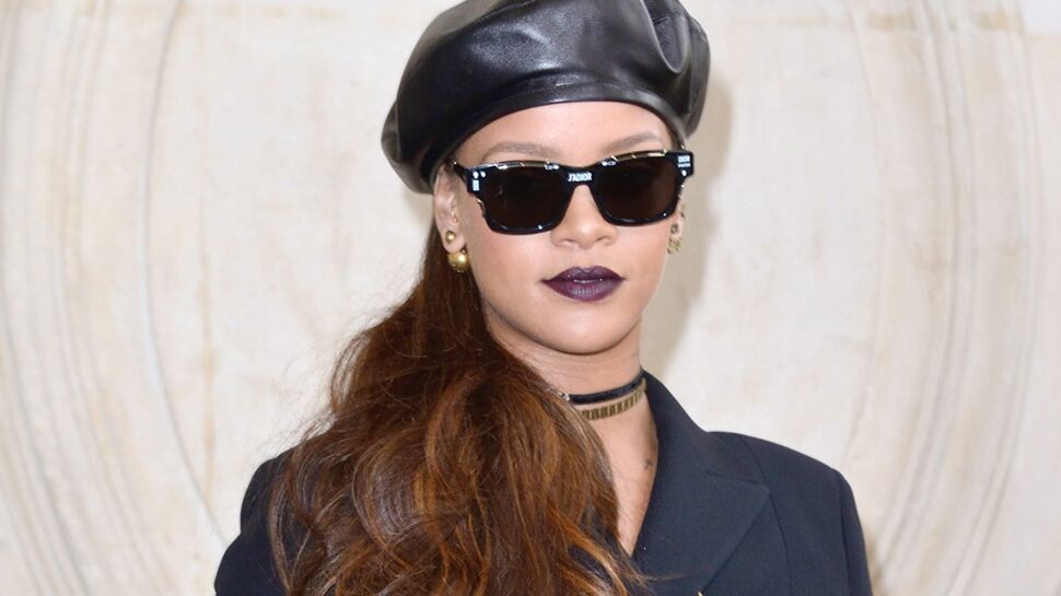 Découvrez la tenue ridicule de Rihanna à Coachella...
