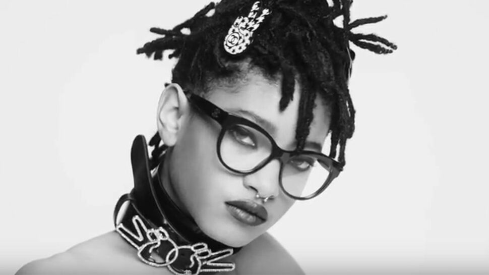 Willow Smith : une première campagne eyewear pour Chanel