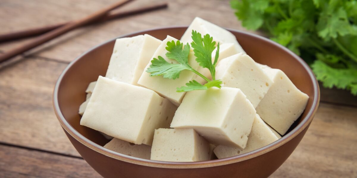 Tofu : Les Atouts Santé De Cet Aliment Tendance À Base De Soja : Femme  Actuelle Le Mag