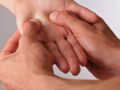 Réflexologie palmaire : masser ses mains pour soulager les maux du quotidien