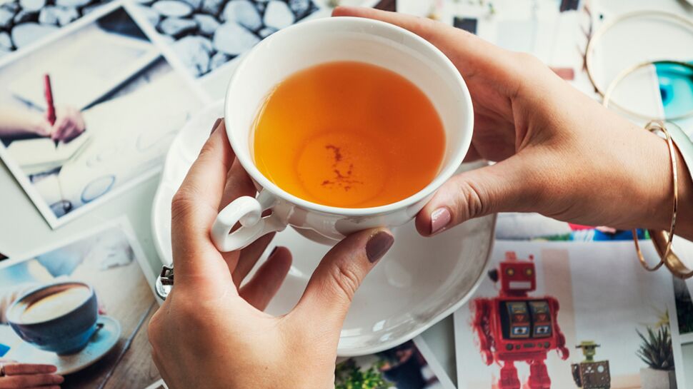 Alzheimer : boire du thé aiderait à prévenir le déclin cognitif