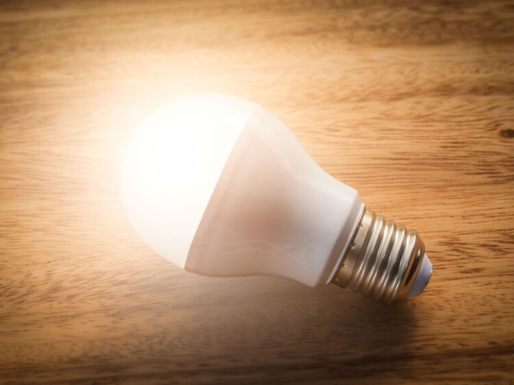 Les ampoules LED seraient dangereuses pour nos yeux Femme Actuelle Le MAG