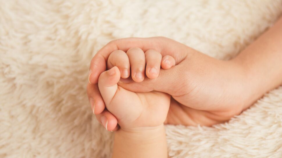 Bébé : le peau-à-peau pour limiter les risques de décès prématuré