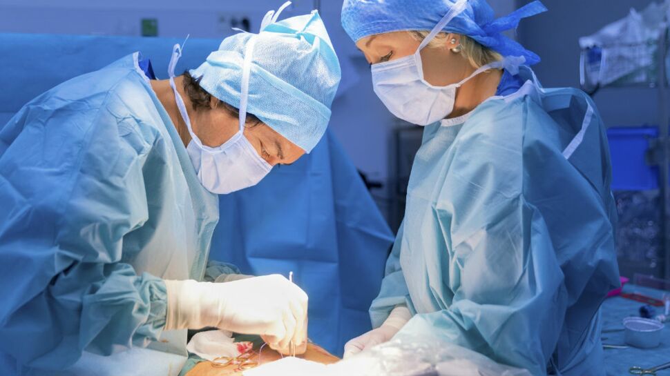 Chirurgie : une colle pour remplacer les points de suture