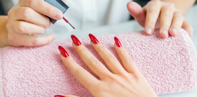 Faux Ongles Et Vernis 60 Substances Chimiques Jugées Très