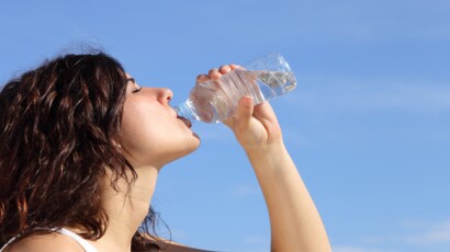 Bouteille En Plastique Réutilisée : Danger! : Femme Actuelle Le MAG