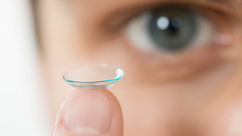Les médecins retrouvent 27 lentilles agglomérées dans l’œil d’une patiente