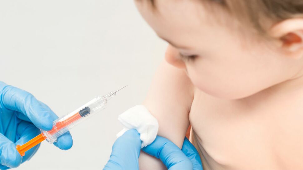 Vaccins obligatoires : 200 grands médecins soutiennent la décision de la ministre de la Santé