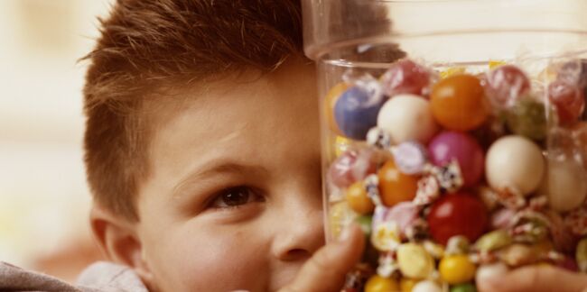 L'odeur de nourriture activerait l'impulsivité dans le cerveau des enfants obèses