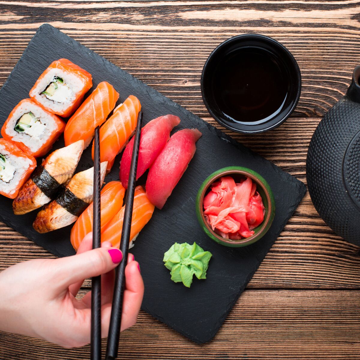 RECETTE // Sushi cake et sushis express au bac à glaçons - Une