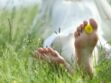Corne, durillons : comment prendre soin de ses pieds pendant l'été?