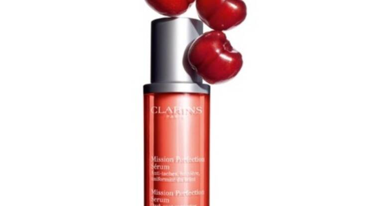 Mission Perfection Sérum, la nouvelle arme anti-taches de Clarins