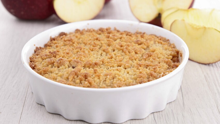 Crumble Aux Pommes Et Chocolat Decouvrez Les Recettes De Cuisine De Femme Actuelle Le Mag