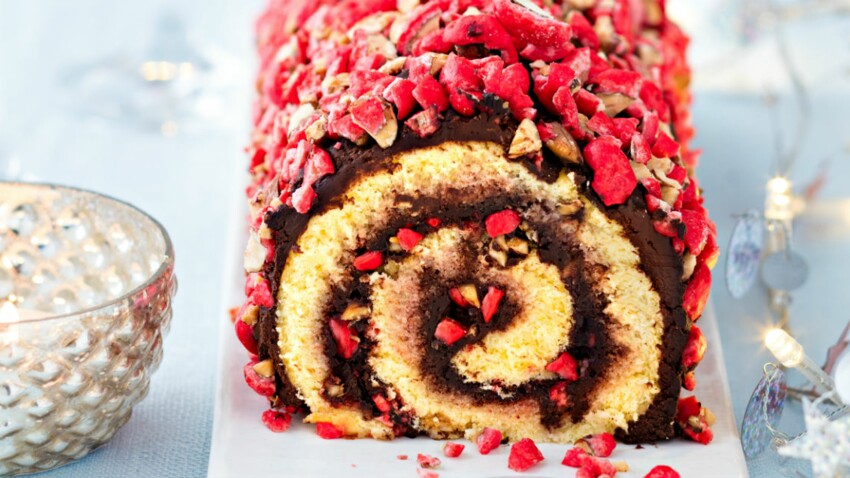 Buche Aux Pralines Roses Decouvrez Les Recettes De Cuisine De Femme Actuelle Le Mag