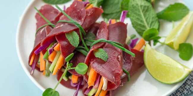 Rouleaux De Pavé De Bœuf Séché Aux Légumes De Saison Facile Et Rapide :  Découvrez Les Recettes De Cuisine De Femme Actuelle Le Mag