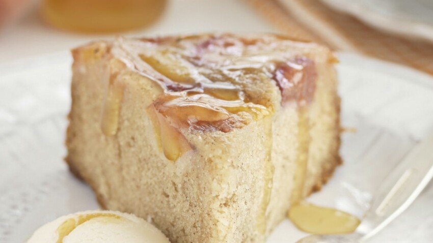 Gateau Aux Peches Fraiches Decouvrez Les Recettes De Cuisine De Femme Actuelle Le Mag