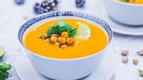 Soupe brûle-graisse d'épinards et pois chiches au cumin Croq'Kilos