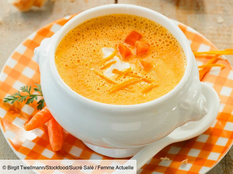 Soupe monochrome orange carotte et courge mandarin - Recette par