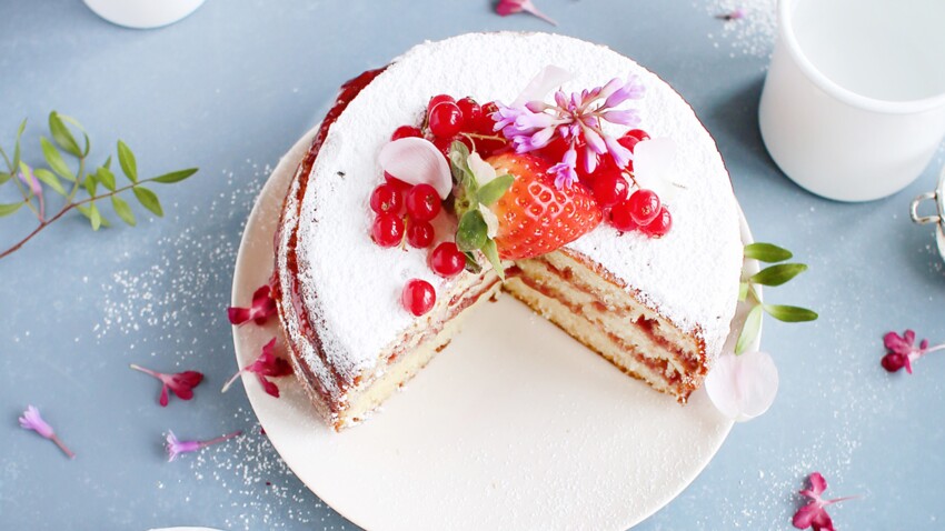 Gateau Leger A La Framboise Decouvrez Les Recettes De Cuisine De Femme Actuelle Le Mag