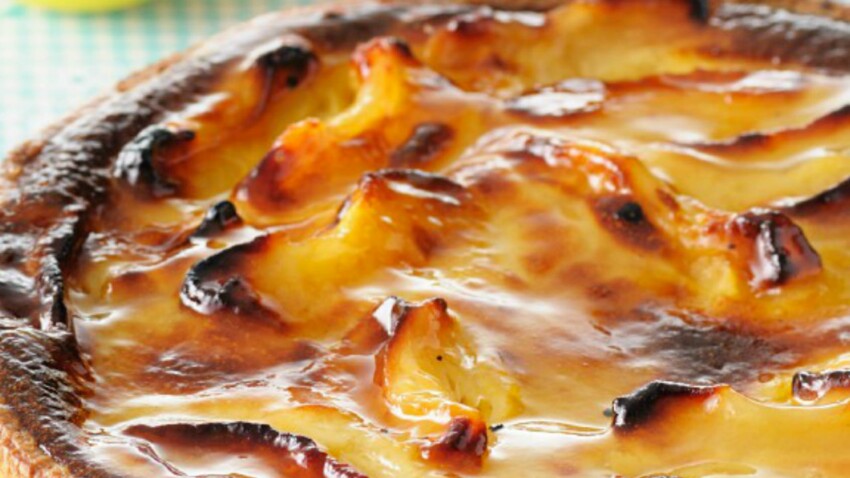 Tarte Aux Pommes A La Creme Patissiere Decouvrez Les Recettes De Cuisine De Femme Actuelle Le Mag