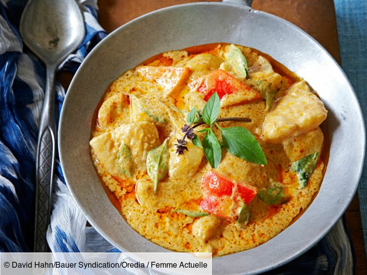 Wok de poisson au curry rouge rapide : découvrez les recettes de